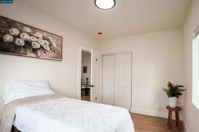 965 Arlington Ave, Oakland, CA 94608