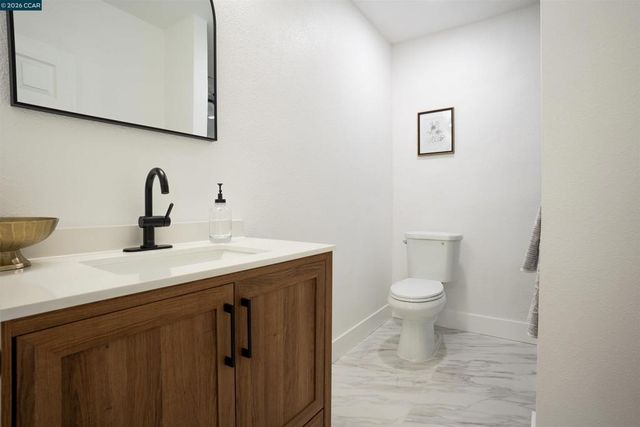 965 Arlington Ave, Oakland, CA 94608