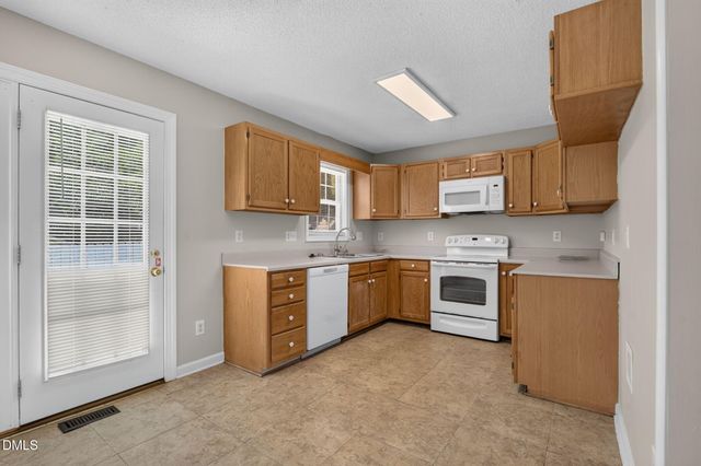 2610 Eldermont Street, Burlington, NC 27215
