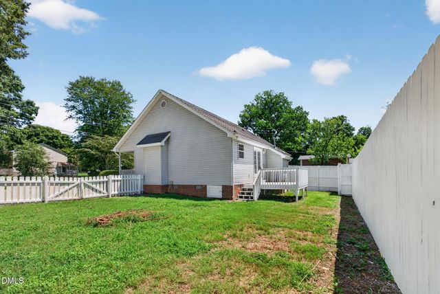 2610 Eldermont Street, Burlington, NC 27215