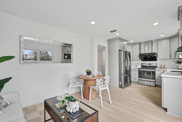 1152 Crocus Court, Sunnyvale, CA 94086