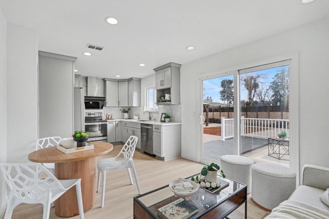 1152 Crocus Court, Sunnyvale, CA 94086