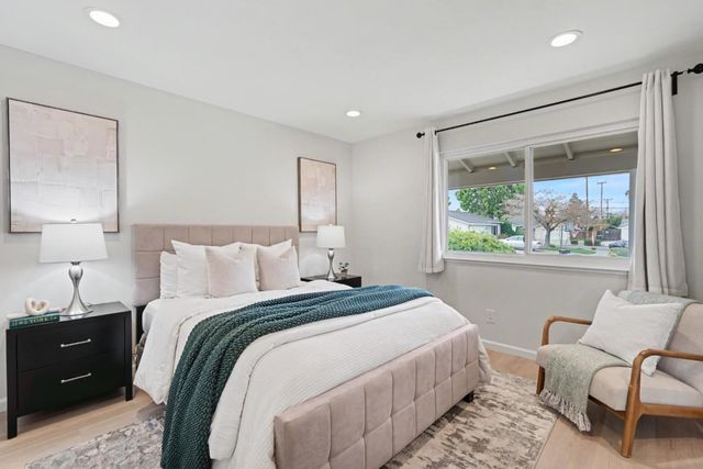 1152 Crocus Court, Sunnyvale, CA 94086