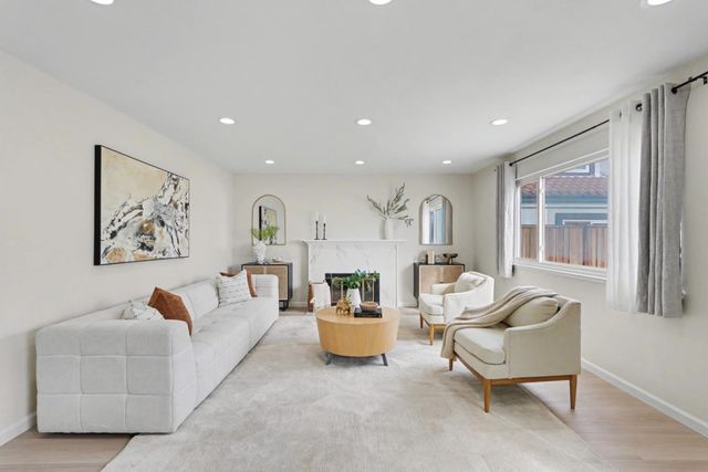 1152 Crocus Court, Sunnyvale, CA 94086