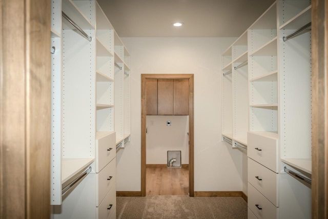 1655 ARNIES COURT, De Pere, WI 54115