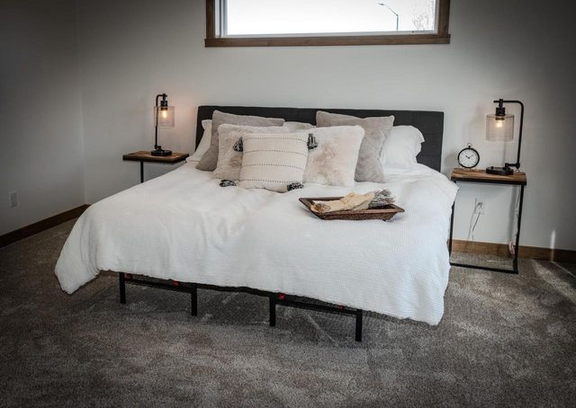 1655 ARNIES COURT, De Pere, WI 54115