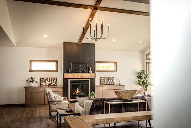 1655 ARNIES COURT, De Pere, WI 54115