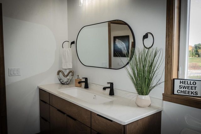 1655 ARNIES COURT, De Pere, WI 54115