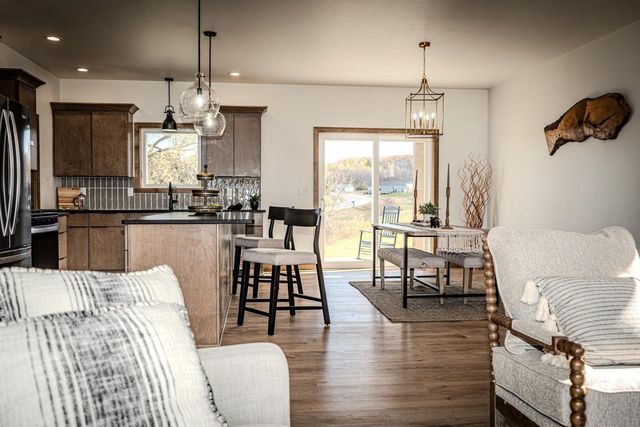 1655 ARNIES COURT, De Pere, WI 54115