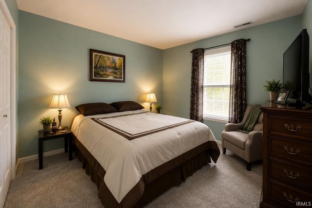 9518 Founders Way, Fort Wayne, IN 46835