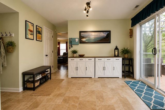 9518 Founders Way, Fort Wayne, IN 46835