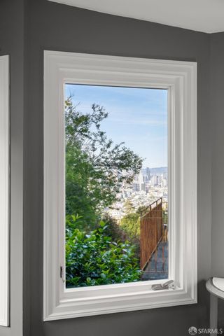 685 Corbett Avenue, San Francisco, CA 94114
