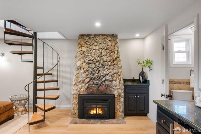 685 Corbett Avenue, San Francisco, CA 94114