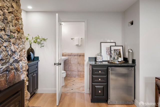 685 Corbett Avenue, San Francisco, CA 94114