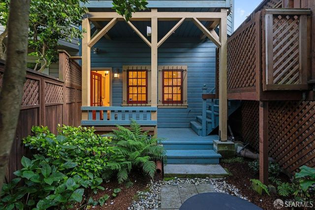 685 Corbett Avenue, San Francisco, CA 94114