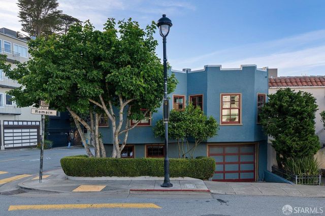 685 Corbett Avenue, San Francisco, CA 94114