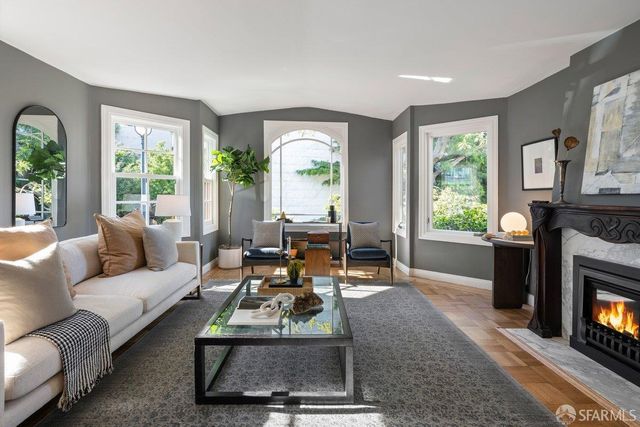 685 Corbett Avenue, San Francisco, CA 94114