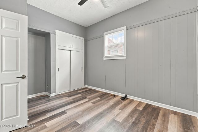1439 S 8th St, Louisville, KY 40208