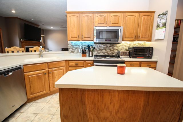 17700 Brad Lane, Lockport Twp, MI 49093