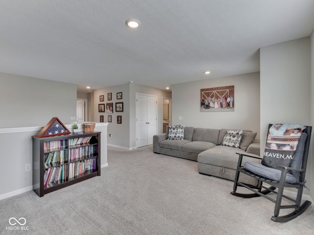 1213 Andromeda Drive, Franklin, IN 46131
