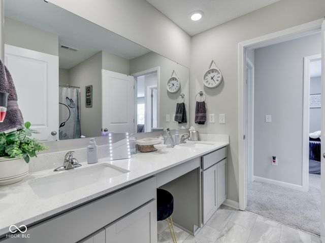 1213 Andromeda Drive, Franklin, IN 46131