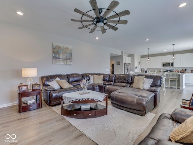 1213 Andromeda Drive, Franklin, IN 46131