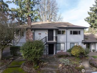 821 Essex Place NE #1C, Olympia, WA 98516