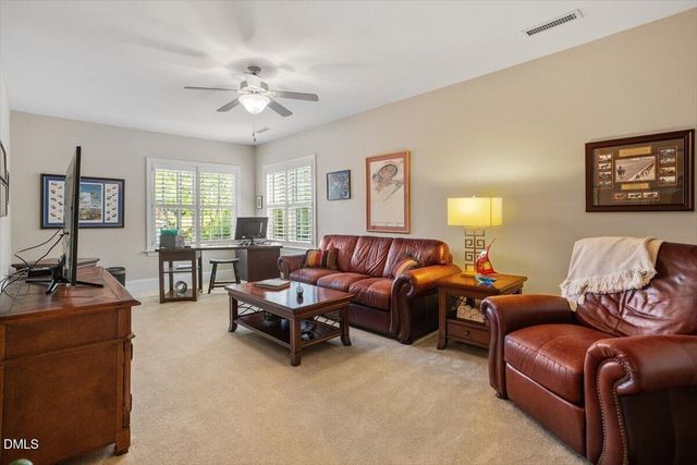 960 Shasta Daisy Drive, Wake Forest, NC 27587