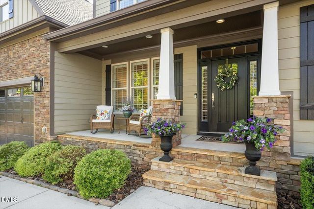 960 Shasta Daisy Drive, Wake Forest, NC 27587