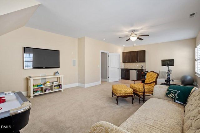 960 Shasta Daisy Drive, Wake Forest, NC 27587