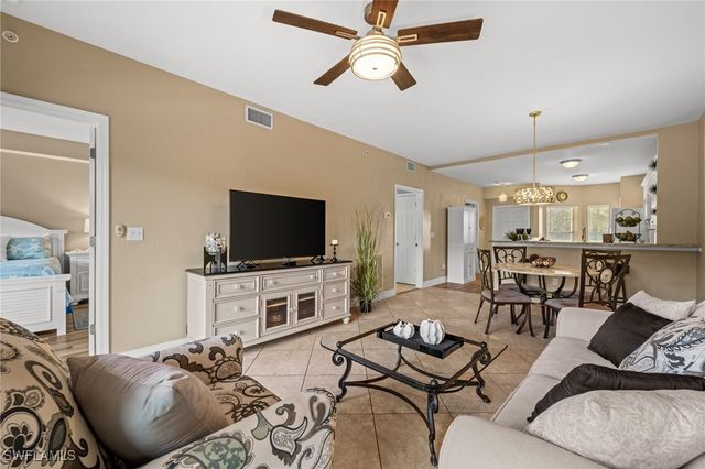 9175 Celeste DR 306, Naples, FL 34113