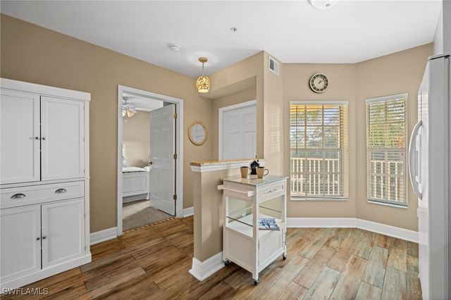 9175 Celeste DR 306, Naples, FL 34113