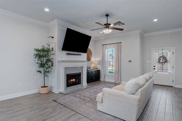 9526 Lucien Way, Shreveport, LA 71106