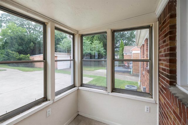 447 E 33RD Street, Erie, PA 16504