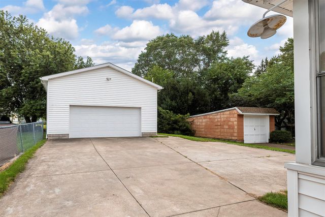 447 E 33RD Street, Erie, PA 16504
