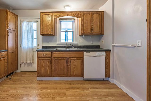447 E 33RD Street, Erie, PA 16504