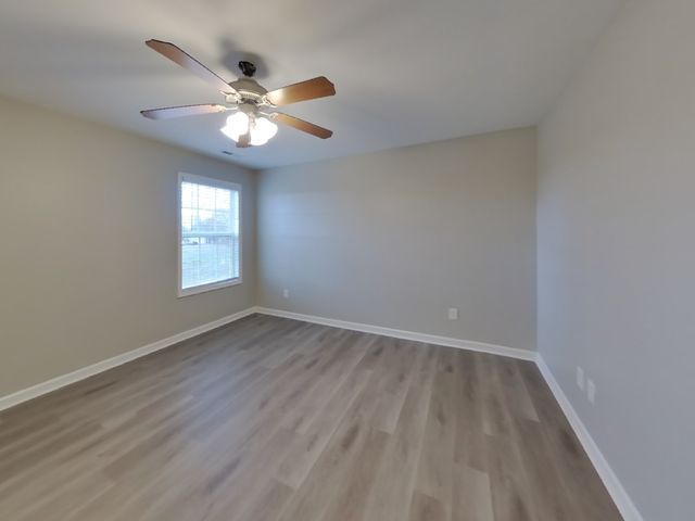 414 Niagra Ln, Murfreesboro, TN 37129