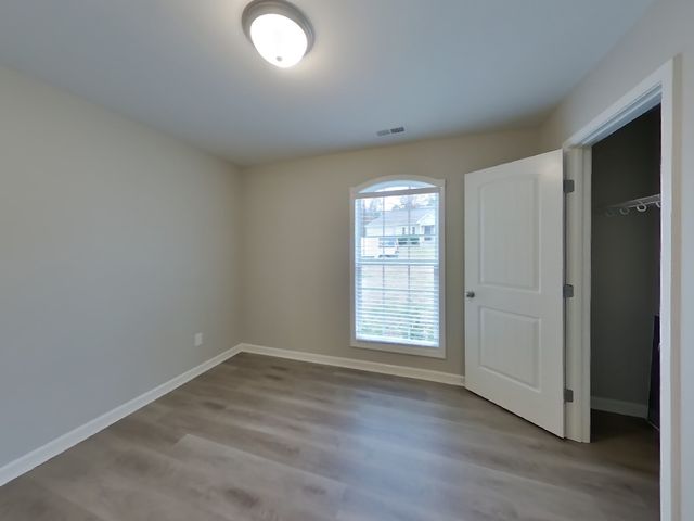 414 Niagra Ln, Murfreesboro, TN 37129