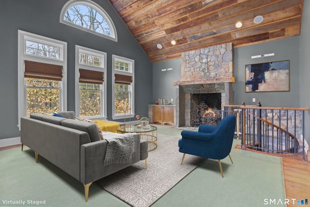 73 Lake Wind Road, New Canaan, CT 06840