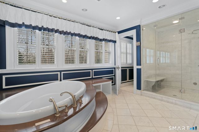 73 Lake Wind Road, New Canaan, CT 06840