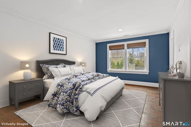 73 Lake Wind Road, New Canaan, CT 06840