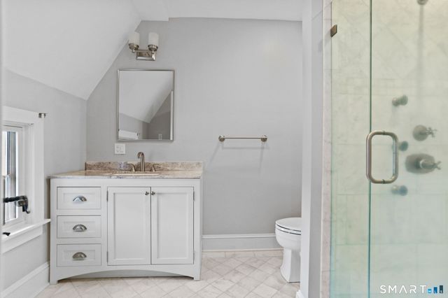 73 Lake Wind Road, New Canaan, CT 06840