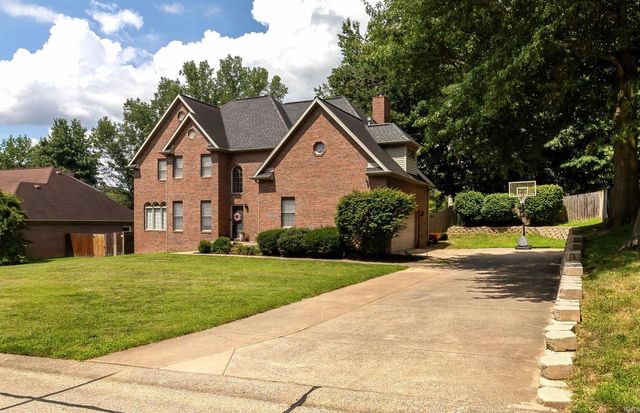 10210 Brook Meadow Drive, Evansville, IN 47711