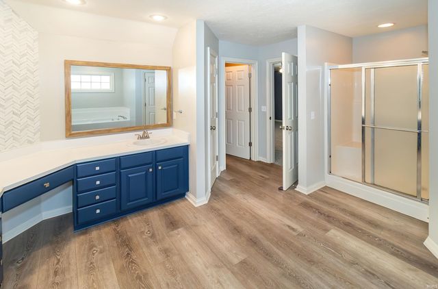 10210 Brook Meadow Drive, Evansville, IN 47711