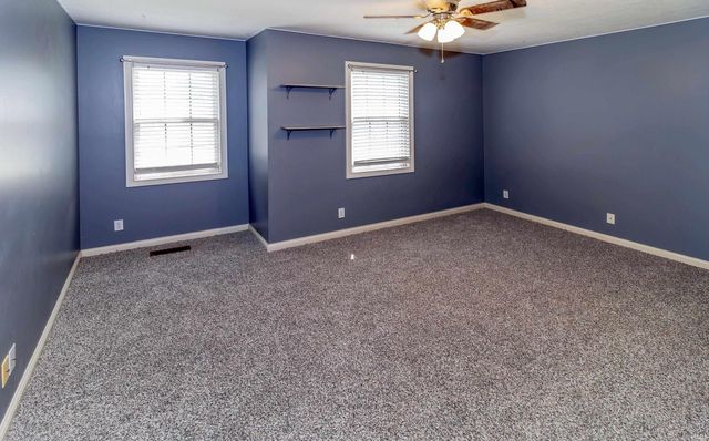 10210 Brook Meadow Drive, Evansville, IN 47711