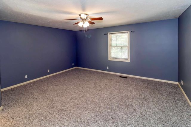 10210 Brook Meadow Drive, Evansville, IN 47711