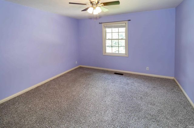 10210 Brook Meadow Drive, Evansville, IN 47711