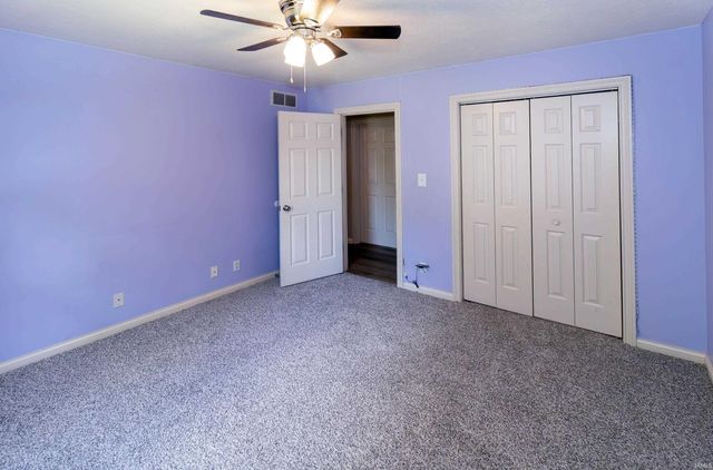 10210 Brook Meadow Drive, Evansville, IN 47711