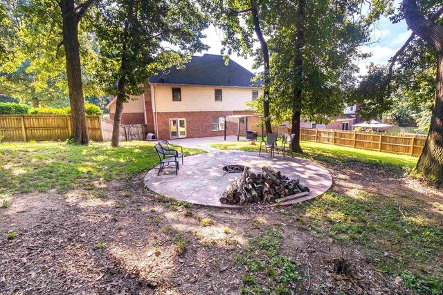 10210 Brook Meadow Drive, Evansville, IN 47711