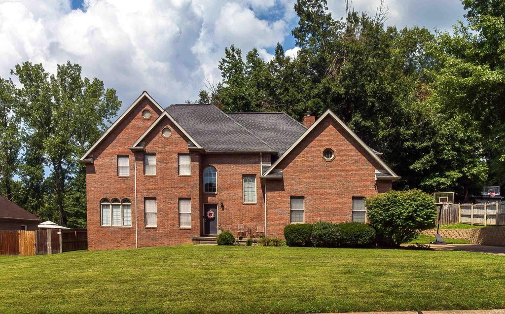 10210 Brook Meadow Drive, Evansville, IN 47711